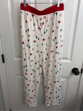 Holiday Time Christmas pjs. Never worn.